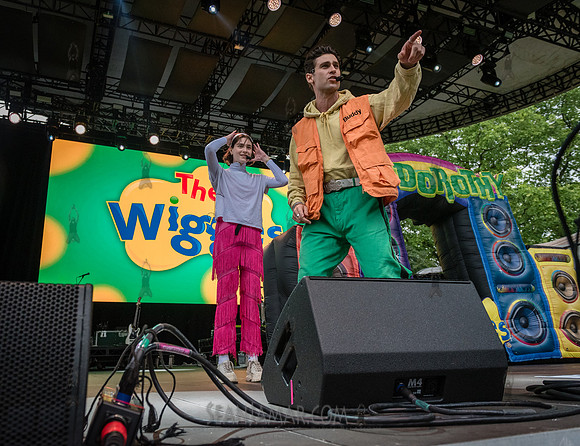 The Wiggles DJ Dorothy Sound System - NYC SummerStage - Aussie B