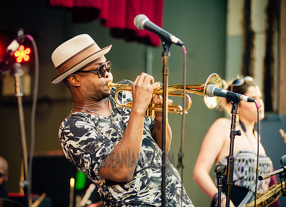 Maurice 'MoBetta' Brown - Soul In The Horn Summer Stage - Herbert von King Park - BK USA - 2016