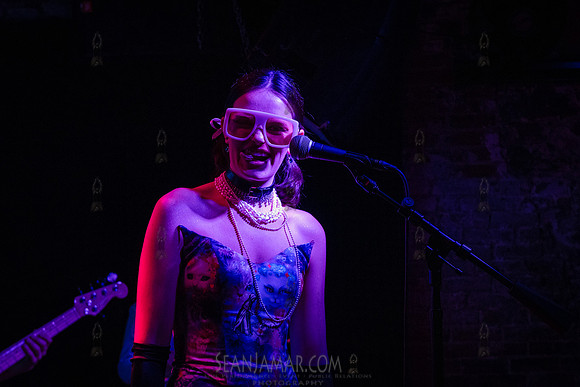 Elle Galvin - Mondo NYC - Bowery Electric - NYC - 2024