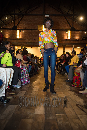 MIDGETgirafe - Ankara Bazaar - 26 Bridge St - BK USA - 2017