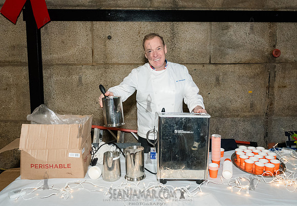 DID Christmas Tree Lighting - Dumbo Archway - NYC - 2024