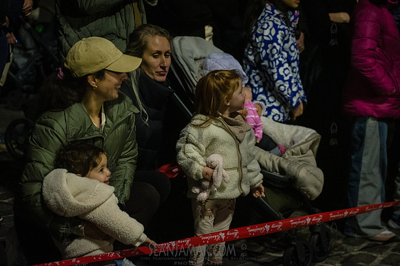 DID Christmas Tree Lighting - Dumbo Archway - NYC - 2024