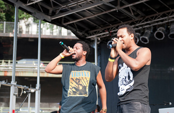 Fat Tony - Brooklyn Hip Hop Festival 2012 f/ Busta Rhymes & frie