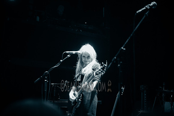 Holly Ramos - Velvet Elk Records Holiday Show - Bowery Ballroom - NYC - 2016