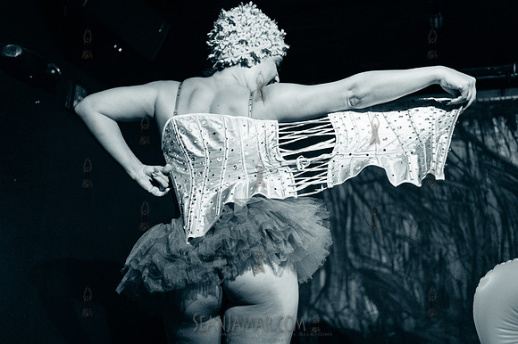 Margo mayhem - NY Pin Up Club Presents A Scintillating Summer Tease - Le Poisson Rouge - NYC - 2018