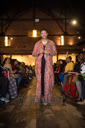 MIDGETgirafe - Ankara Bazaar - 26 Bridge St - BK USA - 2017