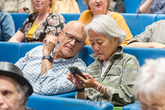 Simons Foundation Presents - Birds on the Brain - Simons Foundat