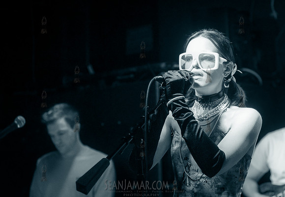 Elle Galvin - Mondo NYC - Bowery Electric - NYC - 2024