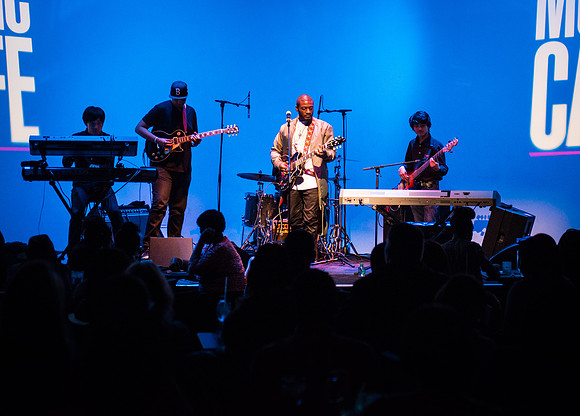 Timothy Bloom - Apollo Music Cafe - Harlem USA - 2015