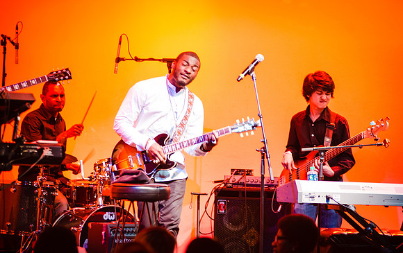 Timothy Bloom - Apollo Music Cafe - Harlem USA - 2015