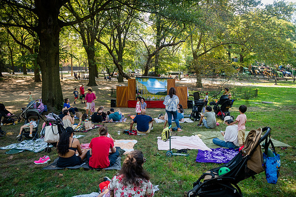 Puppet Mobile - Pippi Longstocking - West Dr Lawn Central Park -