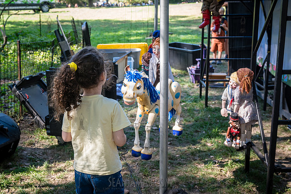 Puppet Mobile - Pippi Longstocking - West Dr Lawn Central Park -