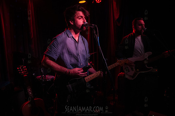 Alec Chambers -MondoNYC - Music Showcase - Berlin - NYC - 2025