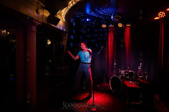 Jackie Moontan - MondoNYC - Music Showcase - Berlin - NYC - 2025