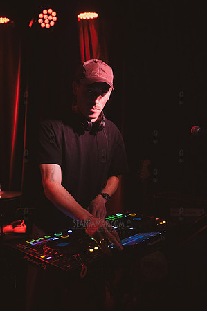 Just Aidan - MondoNYC - Music Showcase - Berlin - NYC - 2025