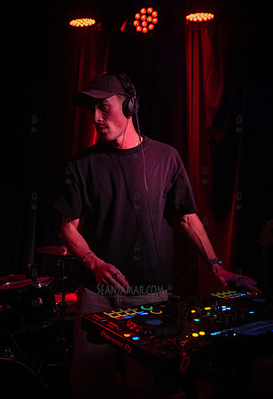 Just Aidan - MondoNYC - Music Showcase - Berlin - NYC - 2025