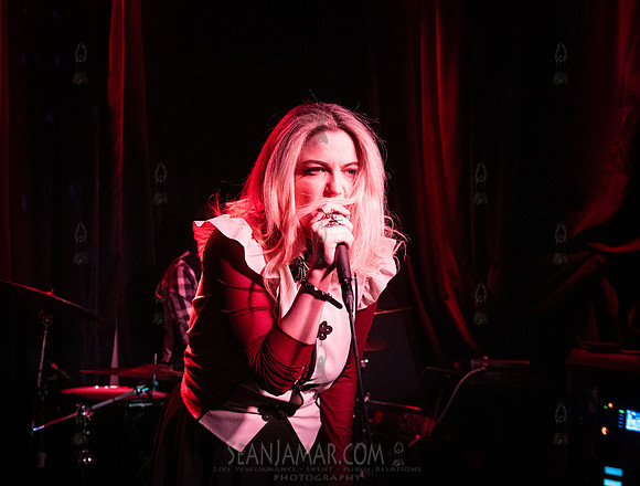 Grace Blue - MondoNYC - Music Showcase - Berlin - NYC - 2025