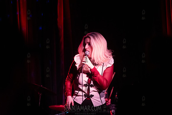 Grace Blue - MondoNYC - Music Showcase - Berlin - NYC - 2025
