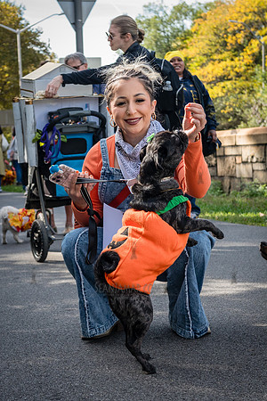 Riverside Park Conservancy - Halloween Pup Parade - Riverside Pa