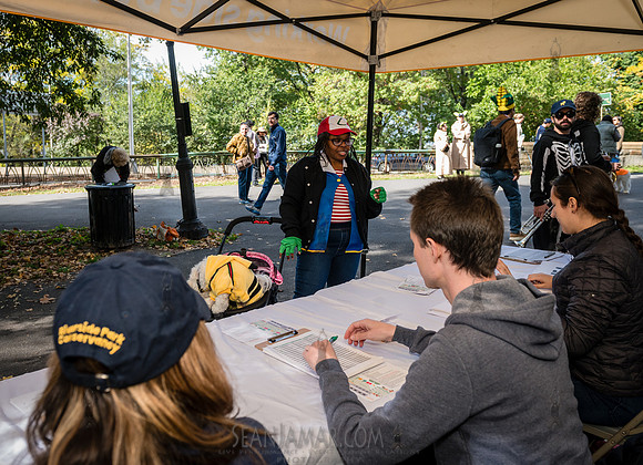 Riverside Park Conservancy - Halloween Pup Parade - Riverside Pa