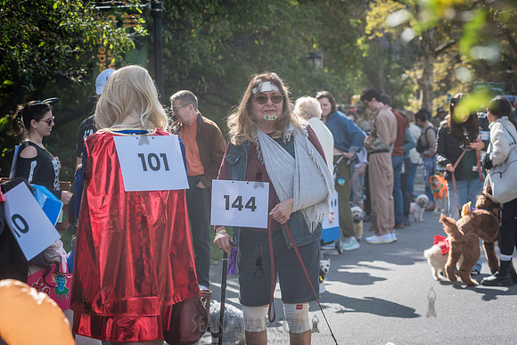 Riverside Park Conservancy - Halloween Pup Parade - Riverside Pa