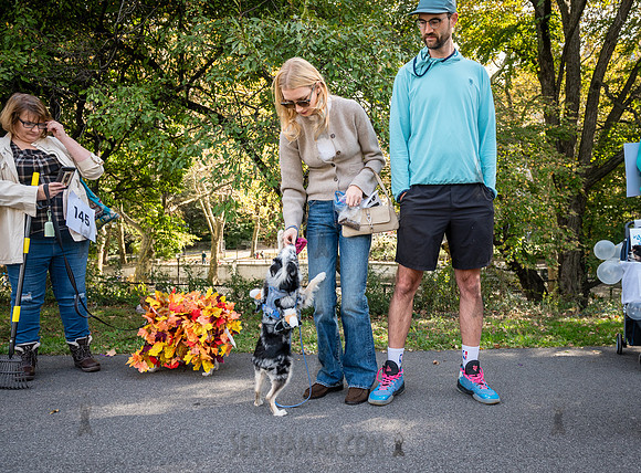 Riverside Park Conservancy - Halloween Pup Parade - Riverside Pa