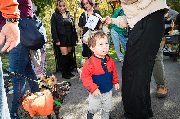 Riverside Park Conservancy - Halloween Pup Parade - Riverside Pa