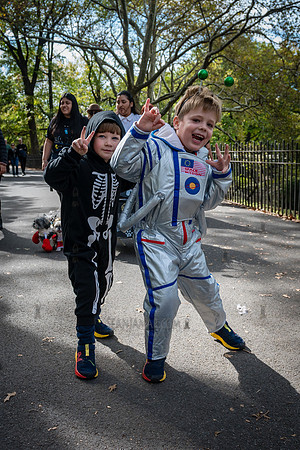 Riverside Park Conservancy - Halloween Pup Parade - Riverside Pa