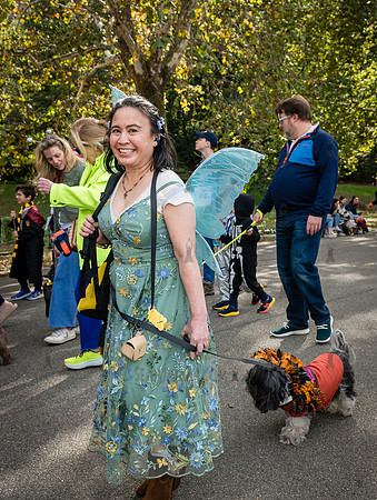 Riverside Park Conservancy - Halloween Pup Parade - Riverside Pa