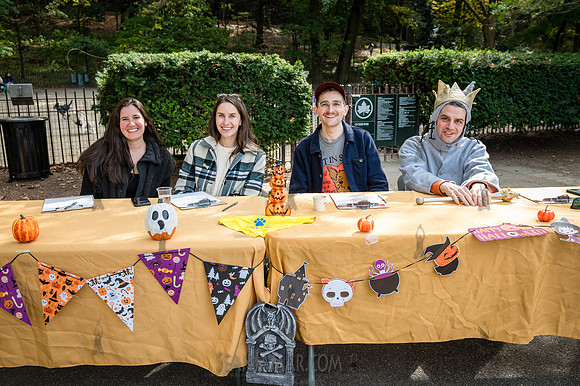 Riverside Park Conservancy - Halloween Pup Parade - Riverside Pa