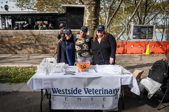 Riverside Park Conservancy - Halloween Pup Parade - Riverside Pa