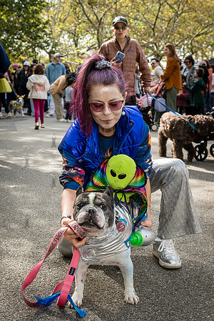 Riverside Park Conservancy - Halloween Pup Parade - Riverside Pa