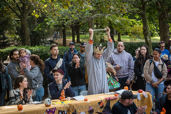 Riverside Park Conservancy - Halloween Pup Parade - Riverside Pa