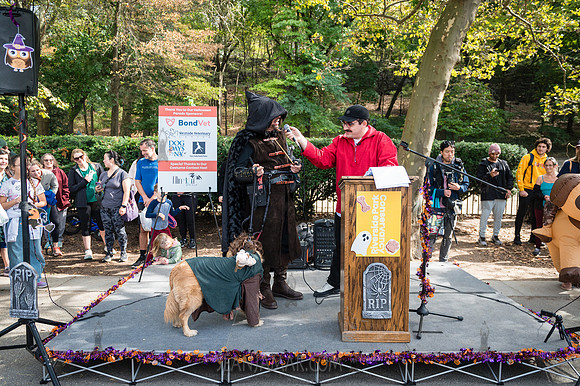 Riverside Park Conservancy - Halloween Pup Parade - Riverside Pa