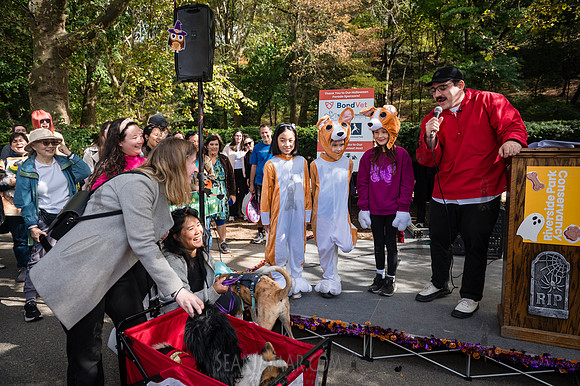 Riverside Park Conservancy - Halloween Pup Parade - Riverside Pa