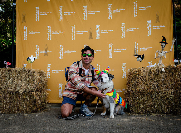 Riverside Park Conservancy - Halloween Pup Parade - Riverside Pa