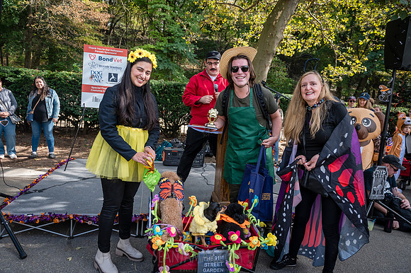 Riverside Park Conservancy - Halloween Pup Parade - Riverside Pa