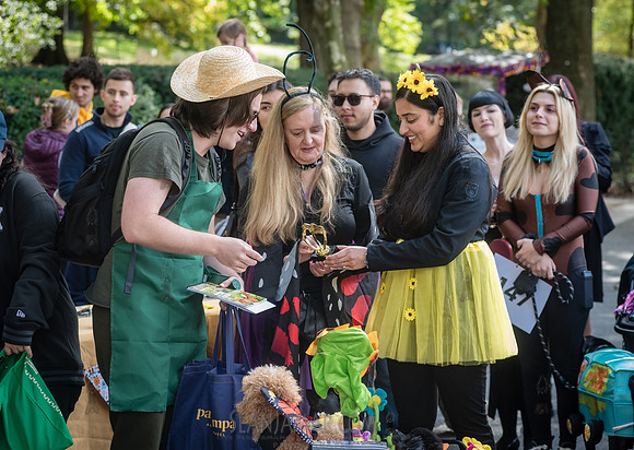 Riverside Park Conservancy - Halloween Pup Parade - Riverside Pa