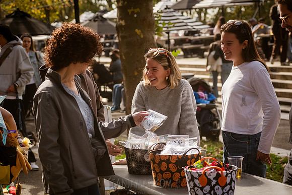 Riverside Park Conservancy - Halloween Pup Parade - Riverside Pa