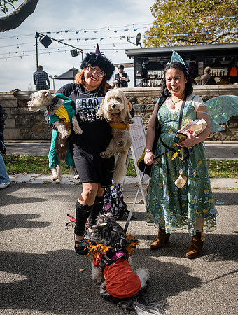 Riverside Park Conservancy - Halloween Pup Parade - Riverside Pa