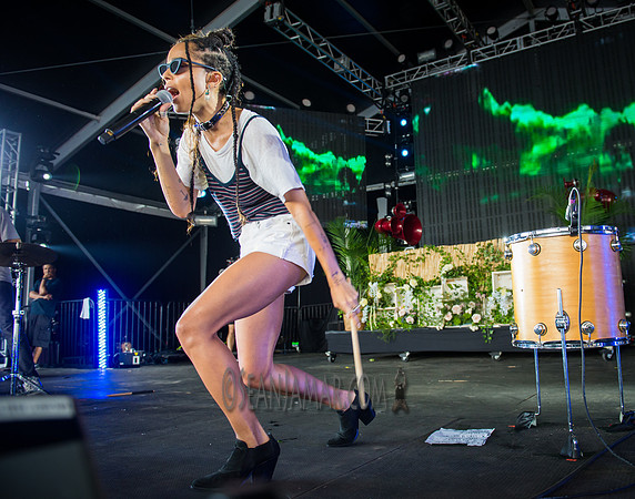 Lolawolf - Full Moon Music Festival - Governors Island - NYC - 2016
