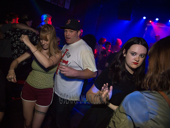 Oscillate Wildly - St Vitus Bar - BK USA - 2017