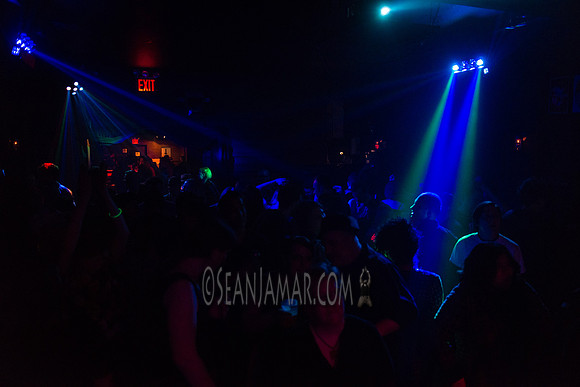 2018-02-04 Oscillate Wildly - St Vitus - BK USA-142