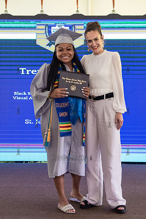 Humanitieis IV Graduation - Queens Botanical Garden - NYC - 2022