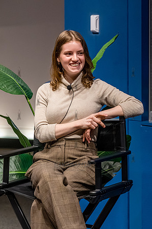 SF Presents - Weaving Webs of Silk and Stories - Simons Foundati