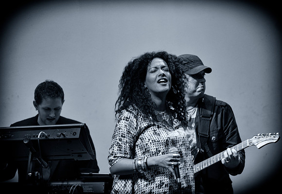 Wayna - Apollo Music Cafe - Harlem USA - 2014