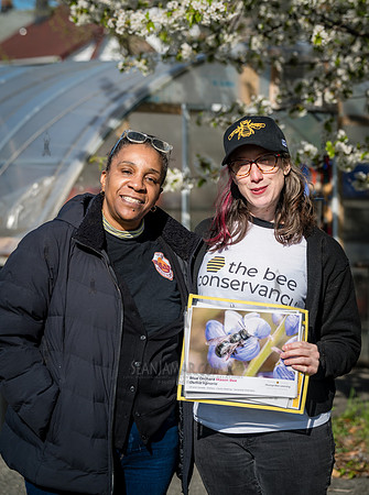 CPF Learning Garden - The Bee Conservancy - Liberty Learning Gar
