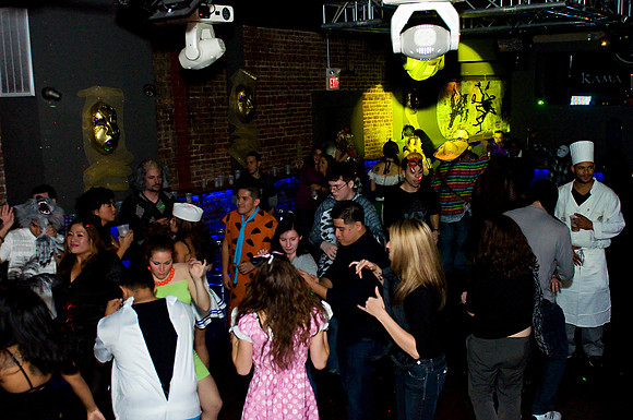MAKE SURE YOU 'LIKE' ----> https://www.facebook.com/#!/OnesInTheAir