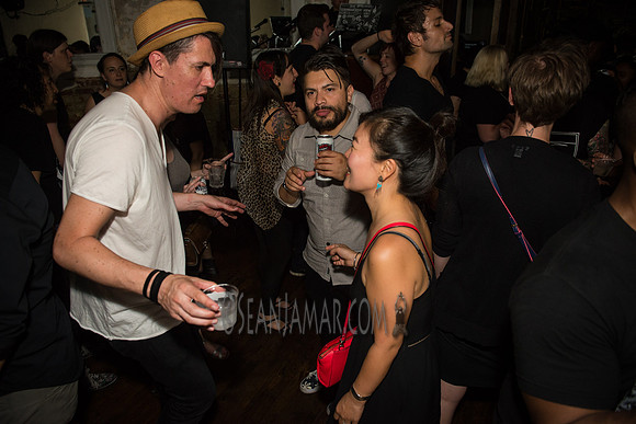 Oscillate Wildly - Jeromes - NYC - 2016