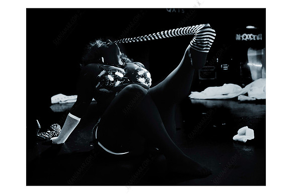 Esmerelda May - Glow Burlesque - Qs Lounge - Newark NJ - 2022